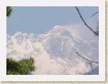 15April05 - First view of Everest * Yeah, that's Everest. Been there, done that. * 2048 x 1536 * (682KB)